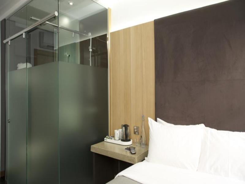 The Z Hotel Piccadilly Лондон Екстериор снимка